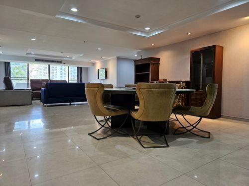 Fairview tower 3 bedrooms for sala 20,800,000 Baht call 0962615656