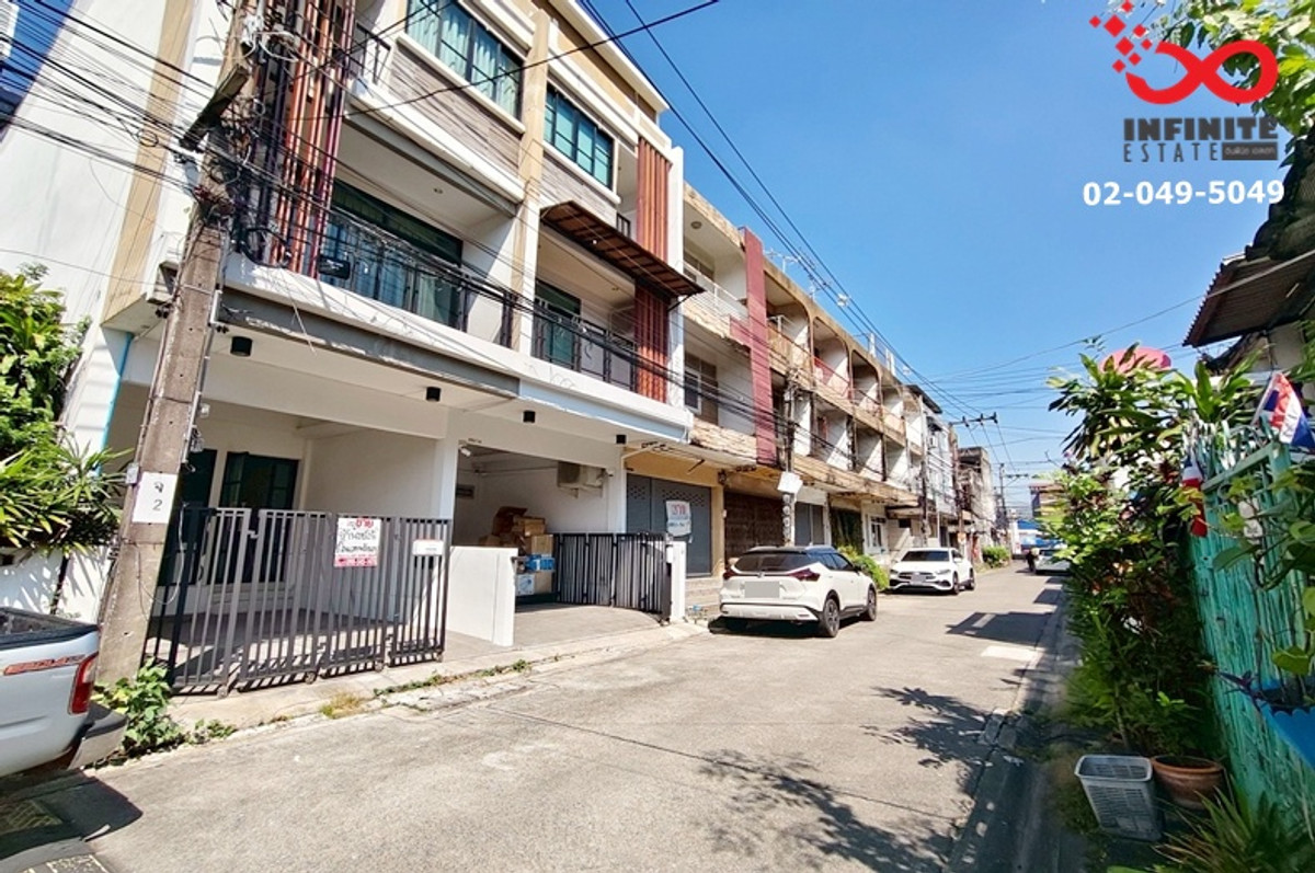 ขายทาวน์เฮ้าส์ 3ชั้น 22ตรว. นวมินทร์ 91 บ้านรีโนเวท พร้อมอยู่ 