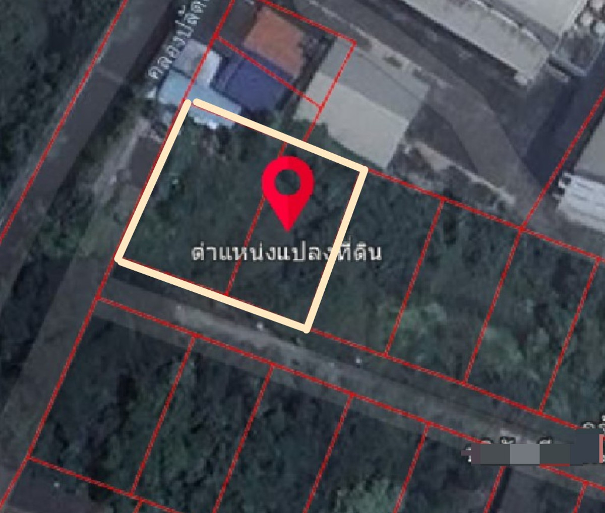 Land for sale in Bangna-Trad KM.6, corner plot, area 244 sq m, Bang Phli District, Samut Prakan, near Mega Bangna. Land for sale in Bangna-Trad KM.6, corner plot, area 244 sq m, Bang Phli District, Samut Prakan, near Mega Bangna.