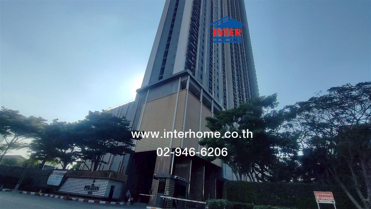 Condominium 52.03 sq m. The Politan Rive, near Ton Sak Market, Soi Nonthaburi 15, Rattanathibet Road. Sanambinnam Road, Mueang Nonthaburi, Nonthaburi