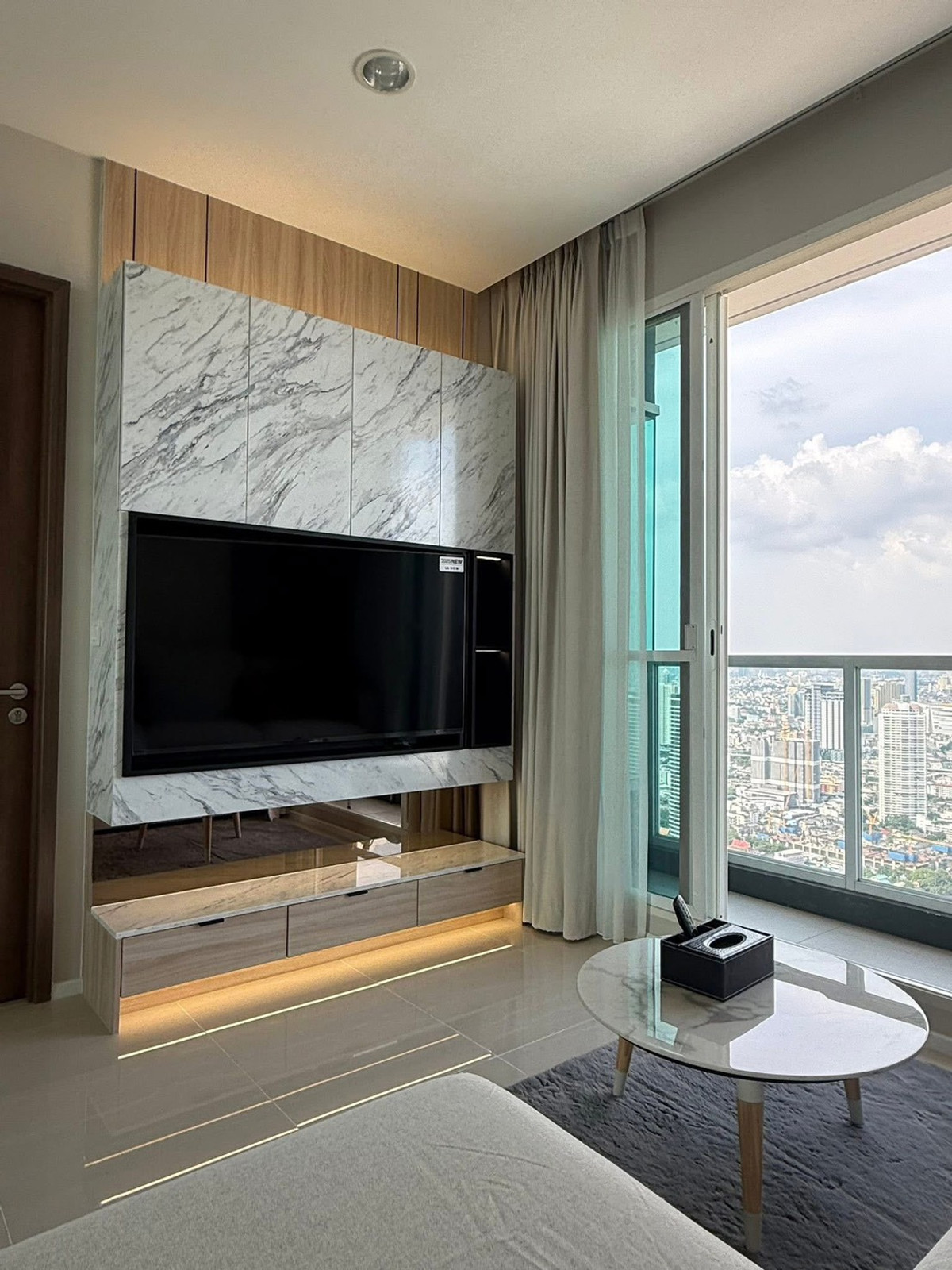 ⚜️ปล่อยเช่า Menam Residences (แม่น้ำ เรสซิเดนท์) สนใจสอบถาม แอดไลน์ 🆔  𝐈𝐃 𝐋𝐢𝐧𝐞 : @glorious1 หรือ https://lin.ee/897Debr โทร 099 498 2461 – รูปที่ 2