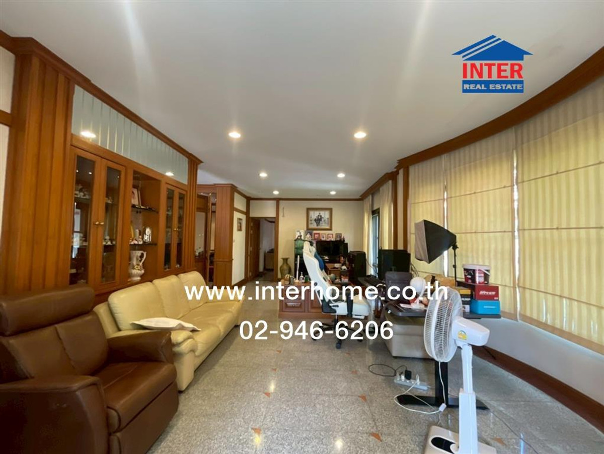 บ้านเดี่ยว 2 ชั้น 110.3 ตร.ว. หมู่บ้านมัณฑนา พระยาสุเรนทร์26 ซ.24 ซอยพระยาสุเรนทร์26 ถนนรามอินทรา109 ถนนรามคำแหง เขตมีนบุรี กรุงเทพมหานคร – รูปที่ 3