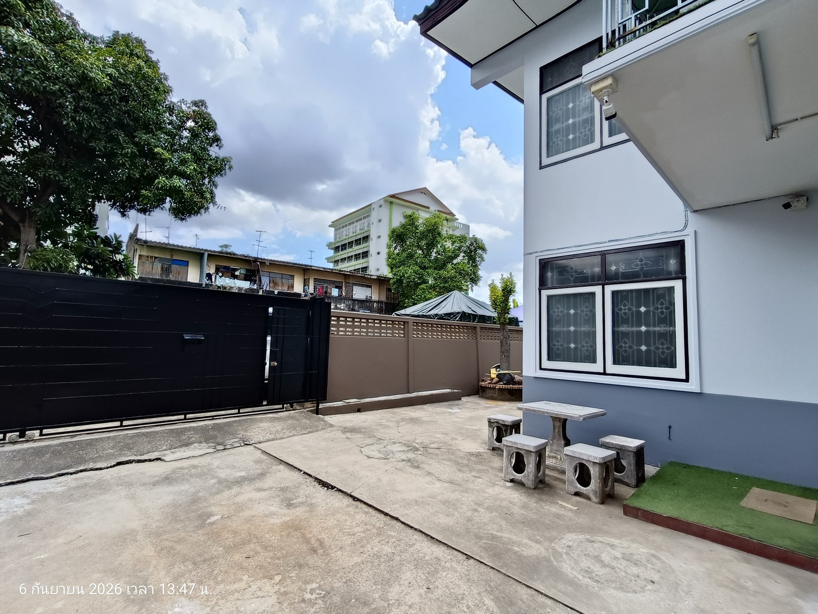 บ้าน 4 ห้องนอน 3 ห้องน้ำ Renovate ใหม่ ทำเลมีศักยภาพ, เหมาะอยู่อาศัย,ทำAir BNB, Home office 