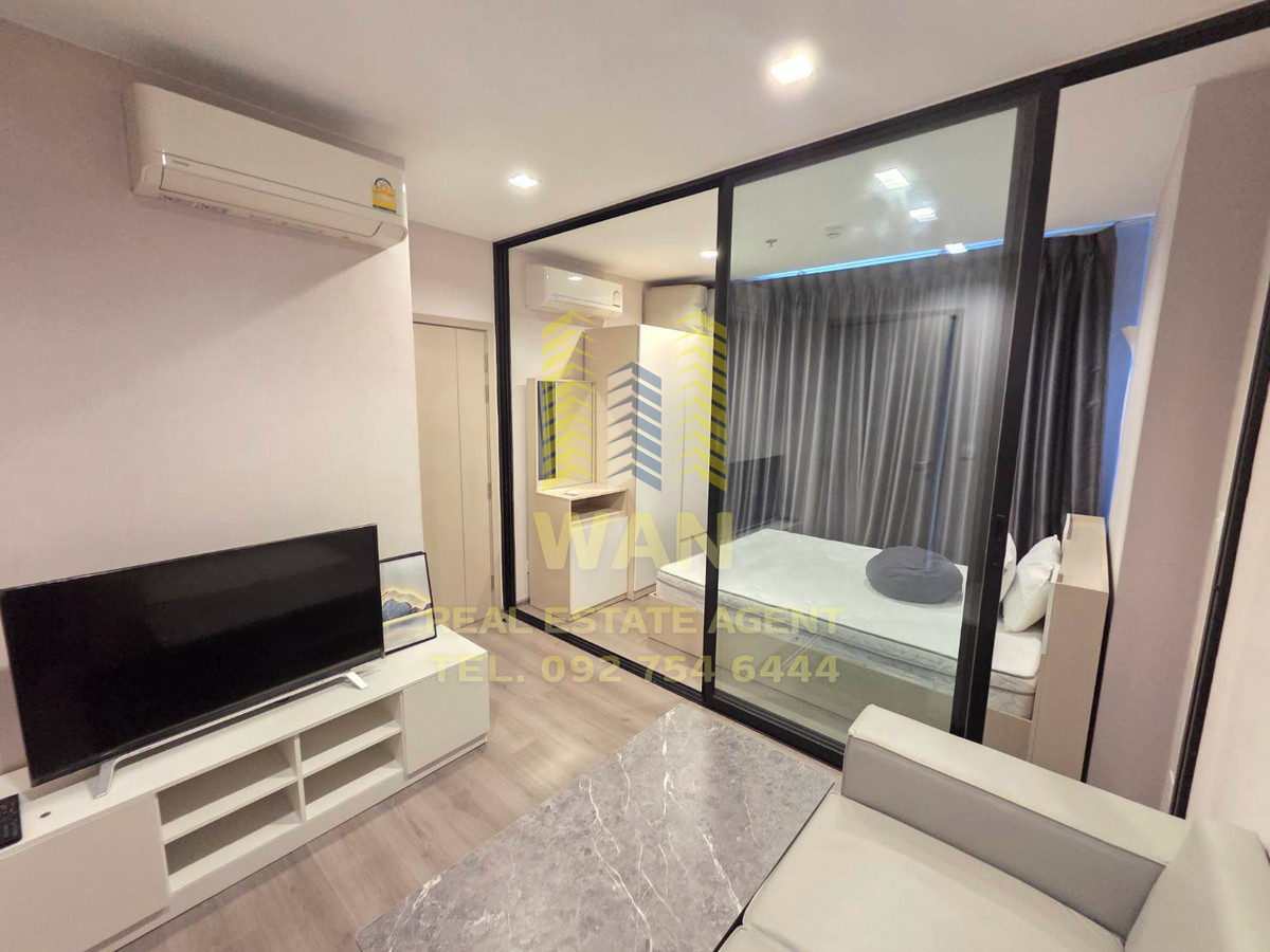 For rent: The Politan Rive, 16th floor, size 25 sq m., fully furnished, ready to move in, economical price, whole set of new furniture.
