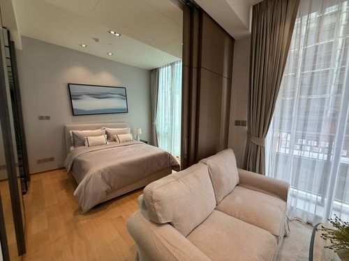 ST425 28 Chidlom | Available Now Brand-new unit — never rented before