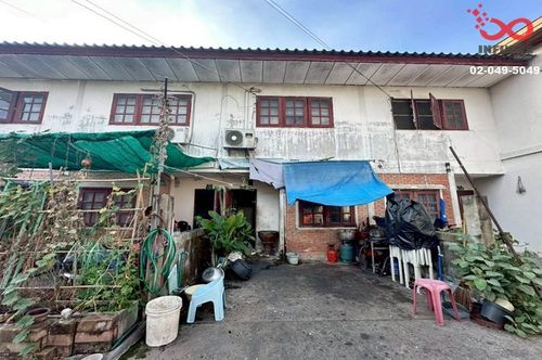 Townhouse for sale, 2 floors, 5 houses next to each other, Pracharat 20, Nonthaburi, 104 sq m, near MRT.