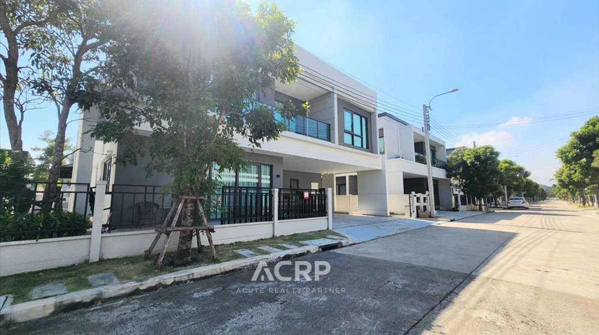 ขาย/ให้เช่า บ้านเดี่ยวหรู เซนโทร บางนา ใกล้เมกะบางนา<br />พร้อมเฟอร์นิเจอร์ครบ ตกแต่งสวย พร้อมเข้าอยู่ทันที – รูปที่ 2