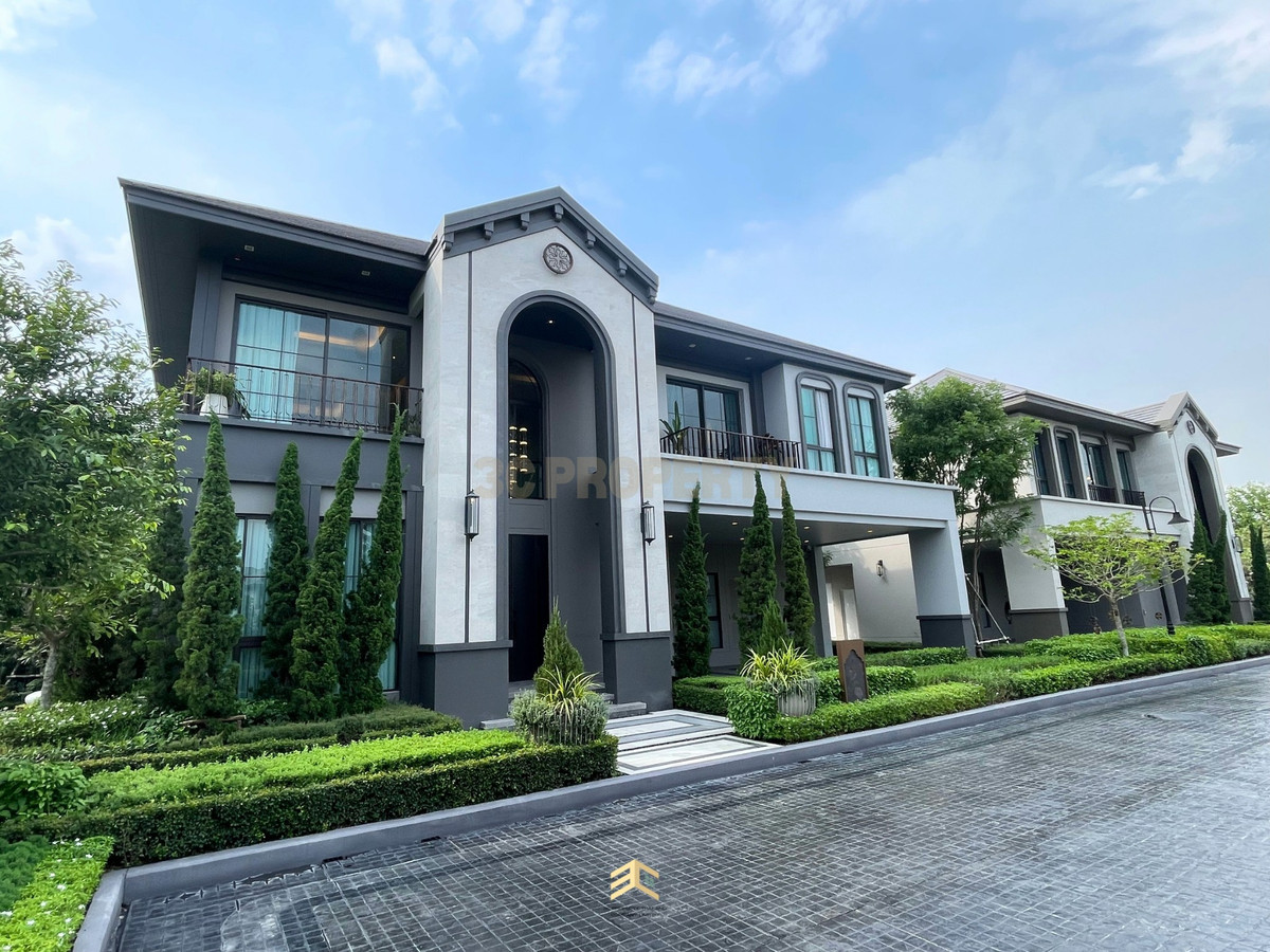 Single house on the most beautiful road: Grand Bangkok Boulevard at the park: Angelic house style 🔺Special 44 million baht🔺 Single house on the most beautiful road: Grand Bangkok Boulevard at the park: Angelic house style 🔺Special 44 million baht🔺