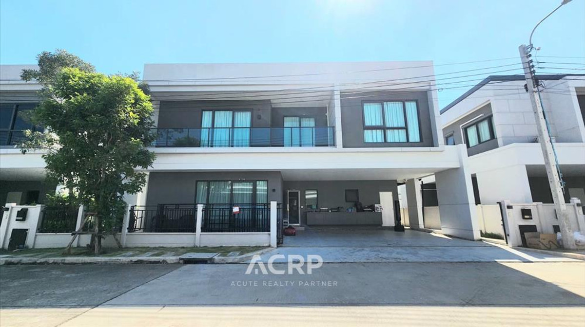 ขาย/ให้เช่า บ้านเดี่ยวหรู เซนโทร บางนา ใกล้เมกะบางนา<br />พร้อมเฟอร์นิเจอร์ครบ ตกแต่งสวย พร้อมเข้าอยู่ทันที ขาย/ให้เช่า บ้านเดี่ยวหรู เซนโทร บางนา ใกล้เมกะบางนา<br />พร้อมเฟอร์นิเจอร์ครบ ตกแต่งสวย พร้อมเข้าอยู่ทันที