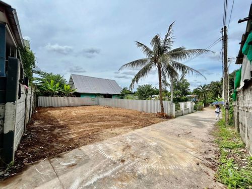 ที่ดิน 37 ตรว. สวนเสือศรีราชา ต.หนองขาม จ.ชลบุรี (ขาย), Land 37 Sqw. near Sriracha Tiger Zoo, Nong Kham Subdistrict, Chonburi Province (FOR SALE) YEAN076