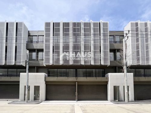 🔥 Townhome for sale, Nue Hybe Suksawat 🔥 Nue Hybe Suksawat / 4 bedrooms #HSSW022