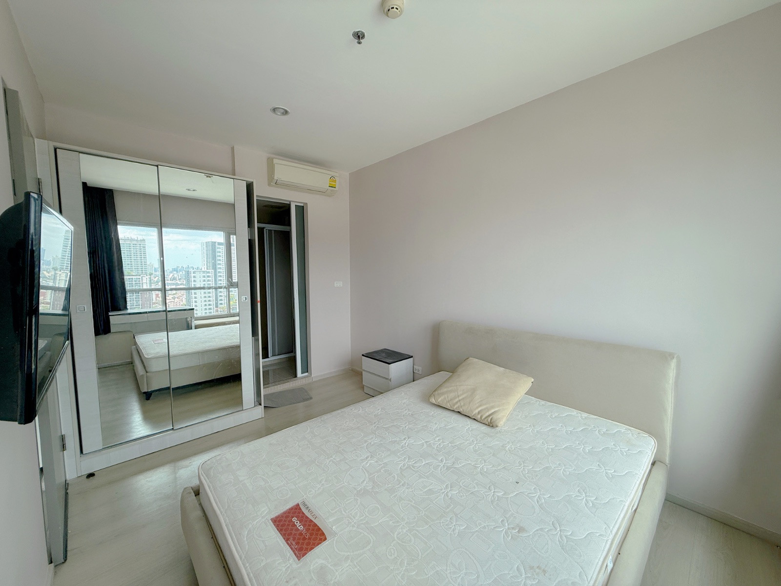 🔥 ถูกที่สุดในโครงการ 🔥 ไลฟ์ รัชดาภิเษก - Life Ratchadapisek / 2 ห้องนอน E079 – รูปที่ 2