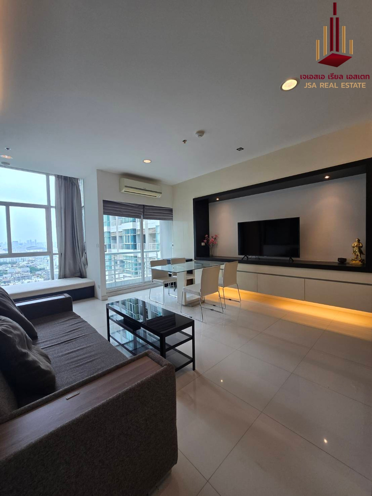 ✨ For Sale: The Four Wings Residence Condo ✨ 💰 Only 4,390,000 THB