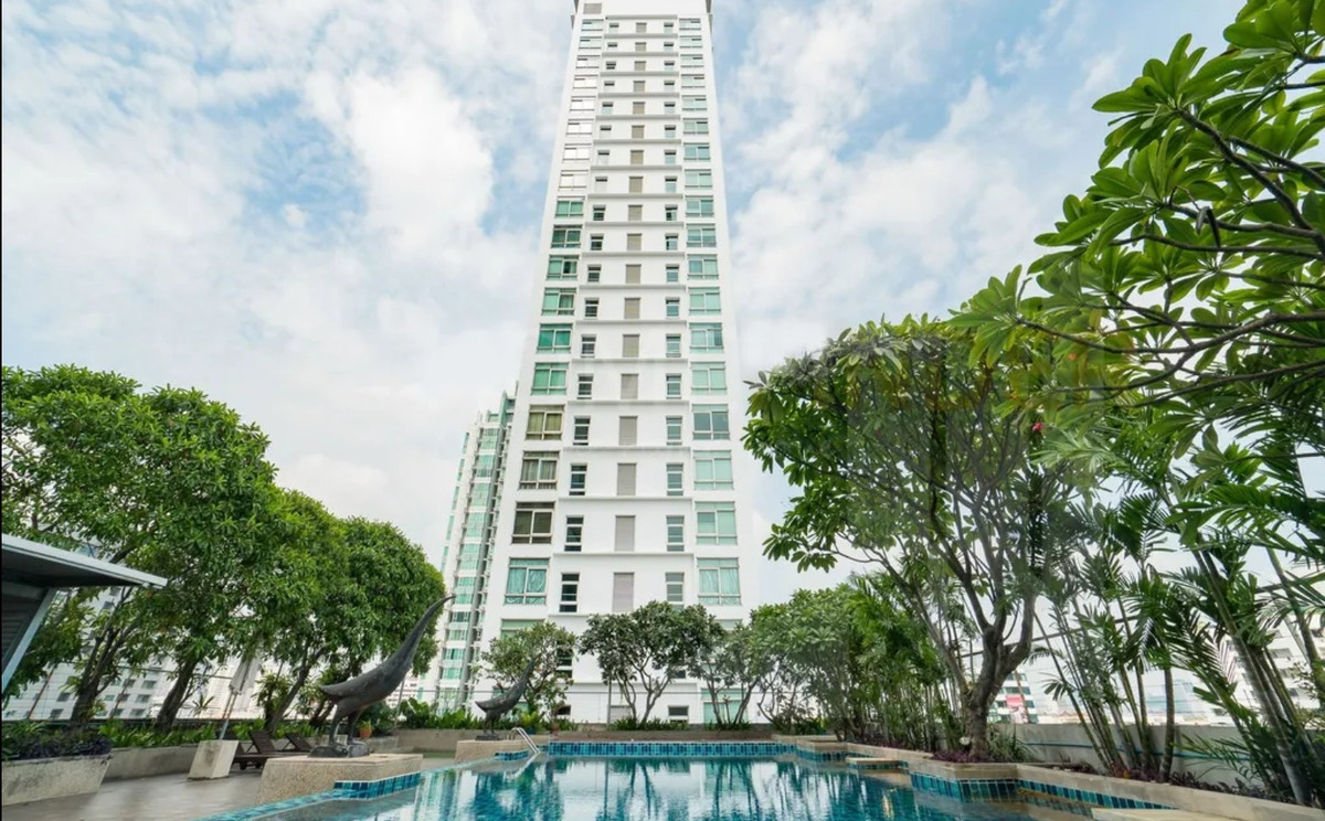 ✨ For Sale: The Height Thonglor Condo ✨ 💰 Only 18,290,000 THB ✨ For Sale: The Height Thonglor Condo ✨ 💰 Only 18,290,000 THB