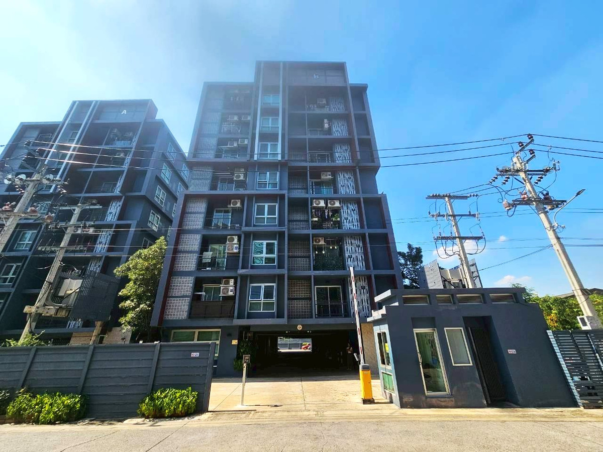 Urgent sale!!! Deco Condo Sukhumvit 70/5 near BTS Bearing. Urgent sale!!! Deco Condo Sukhumvit 70/5 near BTS Bearing.
