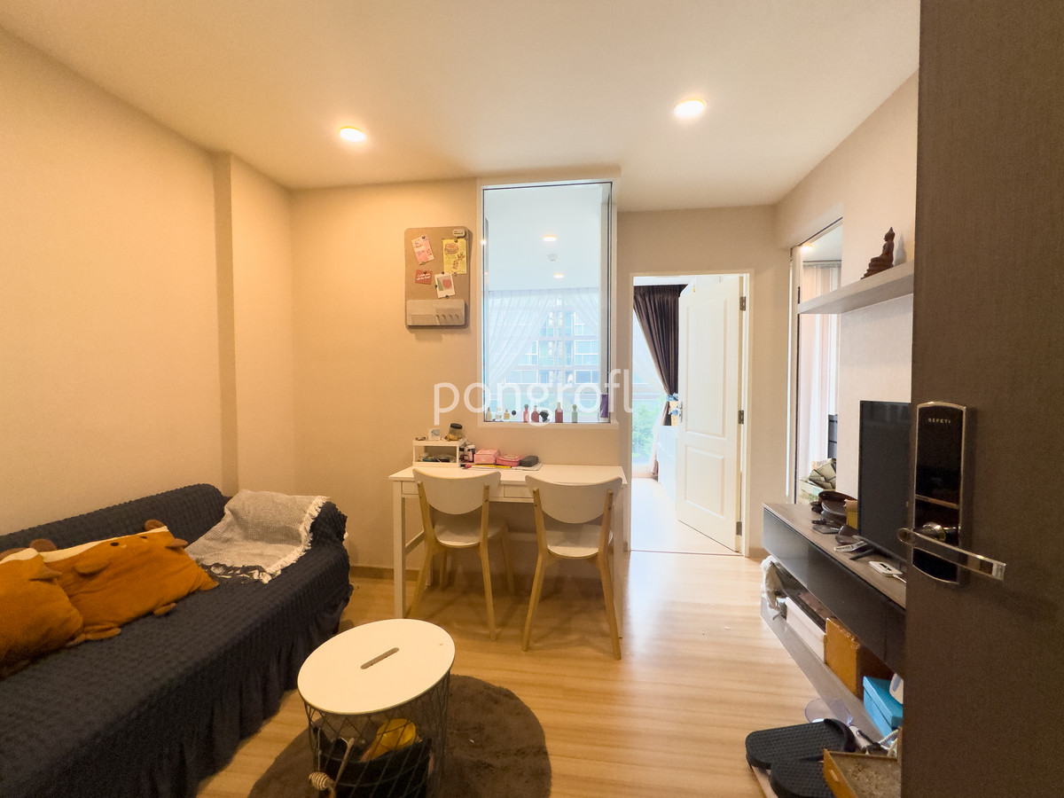 ห้องวิวสระ ชาโตว์ อิน ทาวน์ แอท จรัญสนิทวงศ์ 96/2  เงียบ เป็นส่วนตัว | Chateau In Town จรัญ 96/2 ใกล้ MRT 