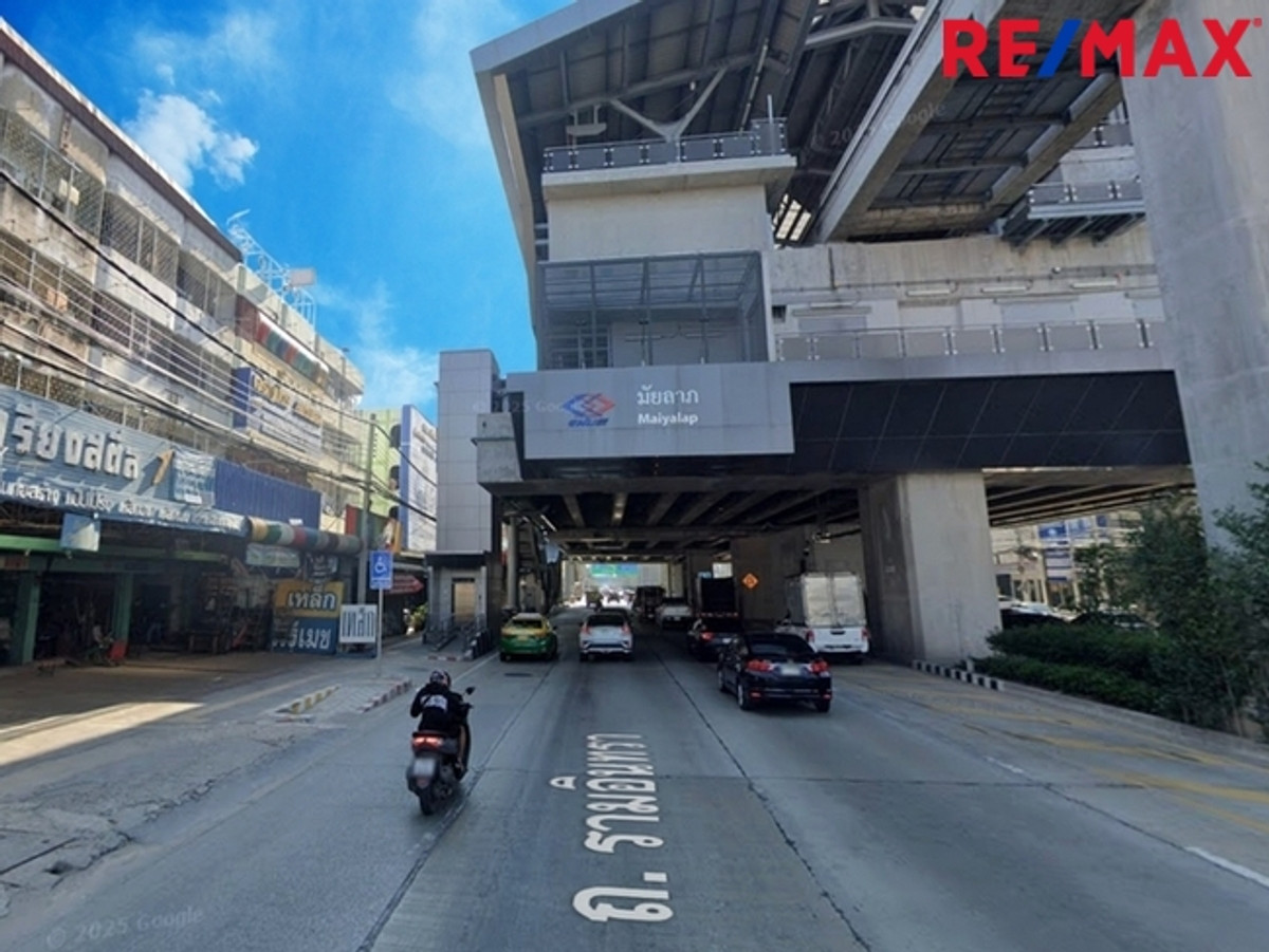 Ramintra Community Housing Project, Km. 4, 2-story house, area 22.6 sq m, next to the Pink Line MRT, Mayalap Station, only 50 meters from the village. Opposite the village, there is the East Park shopping center. – รูปที่ 2