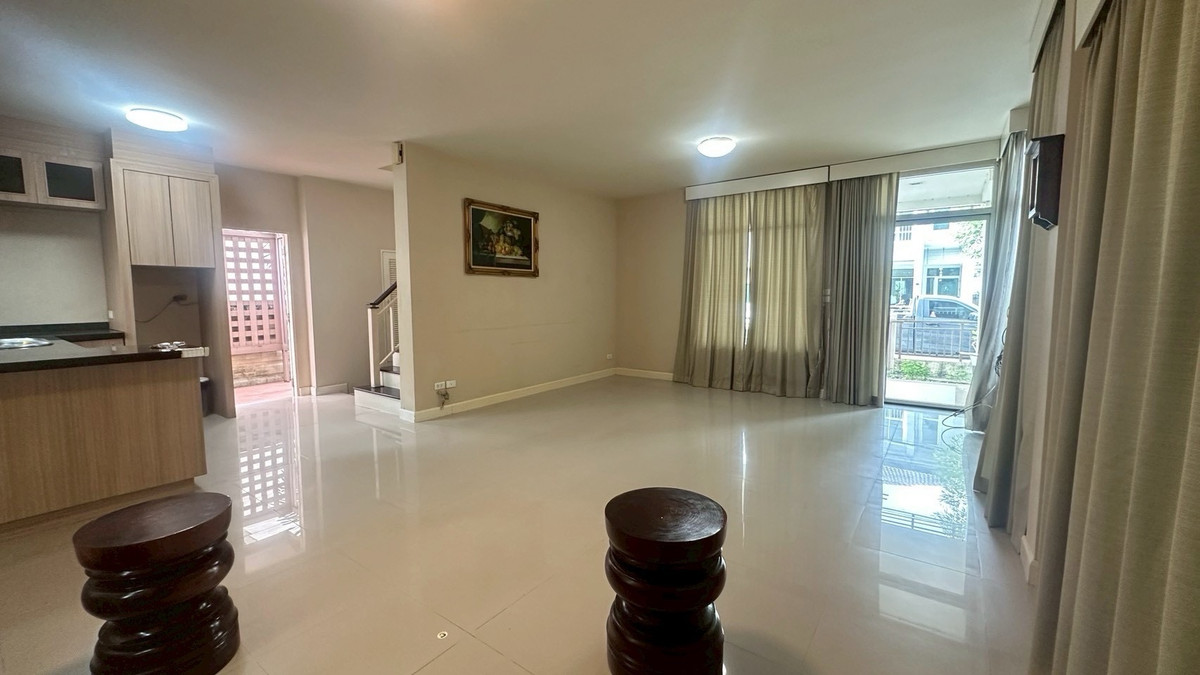 บ้านใหญ่ 3นอน 3 น้ำ  ปล่อยเช่าราคาถูก – รูปที่ 4