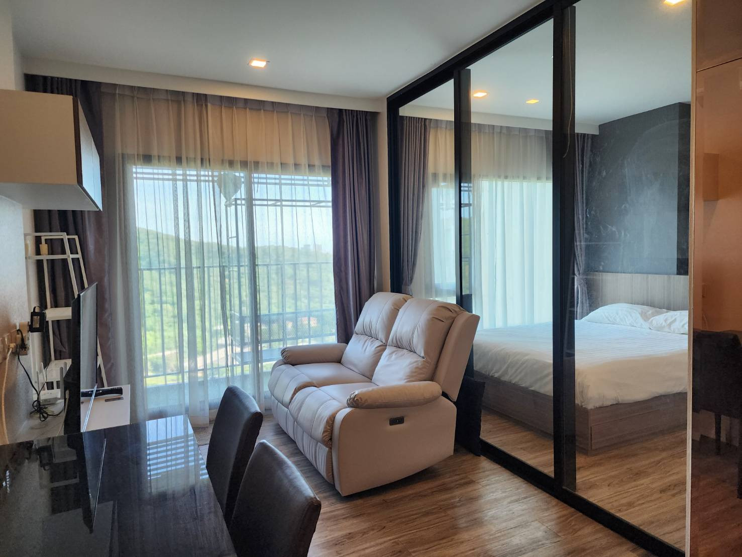 🌊✨ Sea view condo in the heart of Sriracha. You will fall in love at first sight!