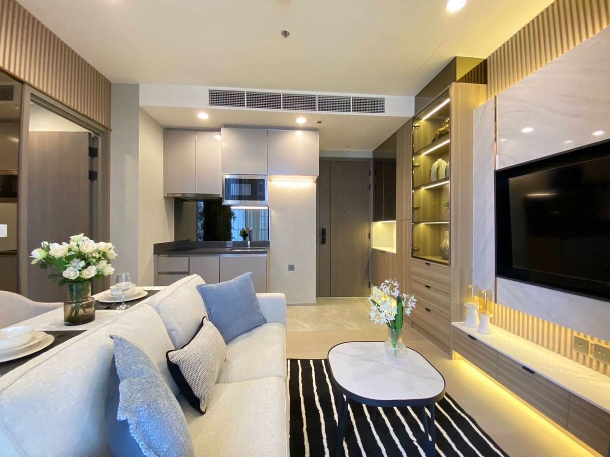 For rent: The Extro Phayathai-Rangnam 1 bed 37 sq.m, ready to move in. Free maid once a month. Contact 098-9655699 Pick. For rent: The Extro Phayathai-Rangnam 1 bed 37 sq.m, ready to move in. Free maid once a month. Contact 098-9655699 Pick.