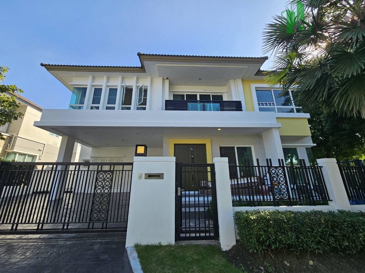 Luxury Detached House for Rent Grand Bangkok Boulevard Newly Renovated (SPSP636) Luxury Detached House for Rent Grand Bangkok Boulevard Newly Renovated (SPSP636)