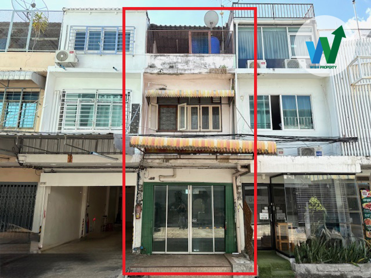 Udomsuk Sukhumvit shophouse for sale, 3 floors, good location, next to BTS, suitable for a home office, office, storefront, tutor, studio, warehouse, near the expressway. Udomsuk Sukhumvit shophouse for sale, 3 floors, good location, next to BTS, suitable for a home office, office, storefront, tutor, studio, warehouse, near the expressway.