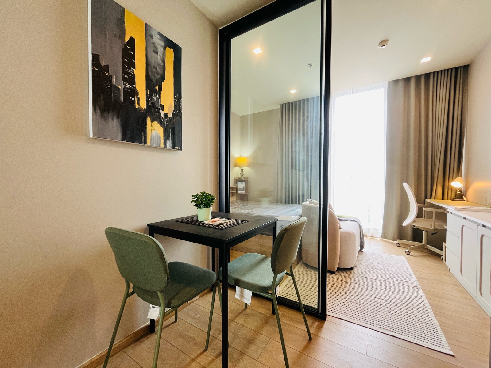 For Sale or Rent (ขายหรือเช่า) noble Around33 ห้องใหม่ไม่เคยอยู่ ชั้นดีเลขที่สวย 17/77 ชั้น9 