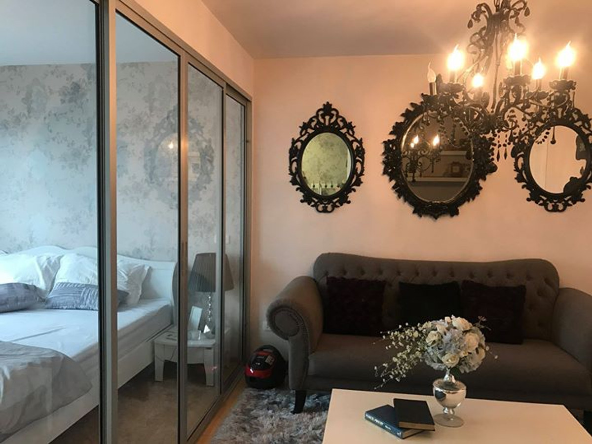 Condo for sale, Rattanathibet, beautiful room, decorated from the original project (the  sells it himself)