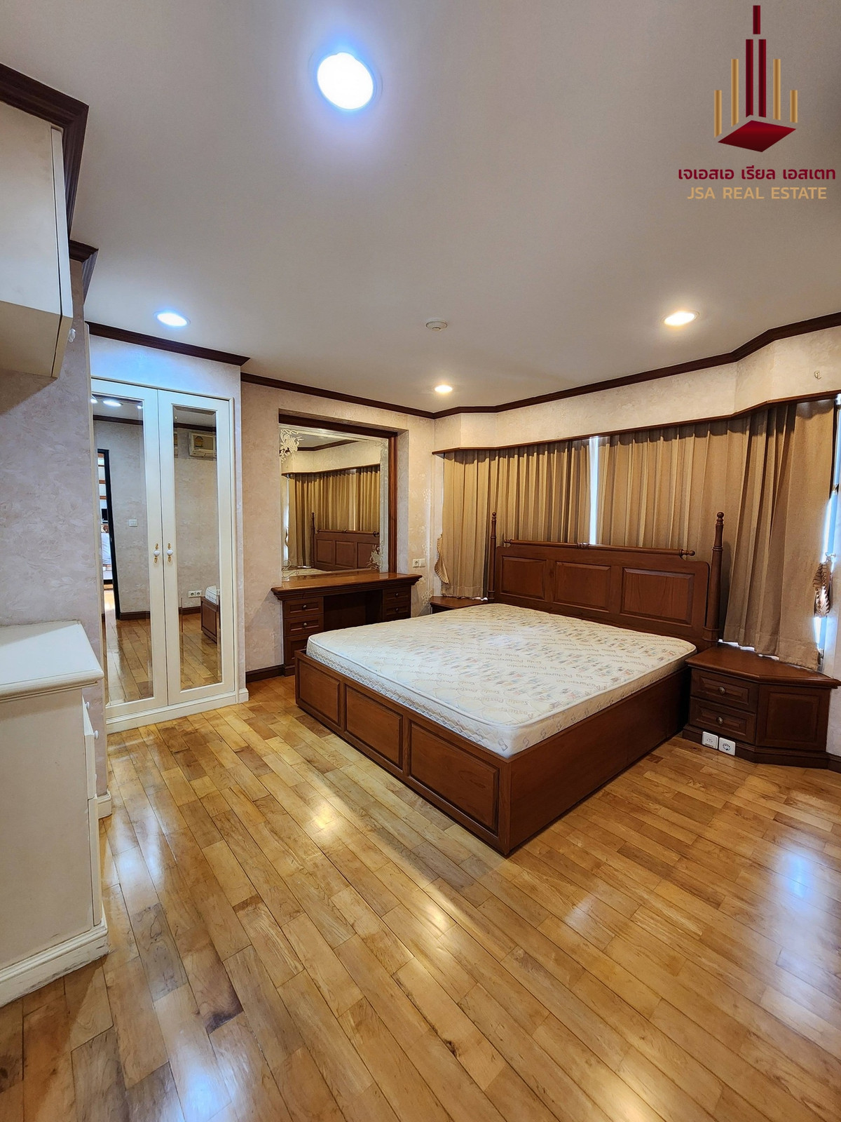 ✨ For Rent: Green Point Silom Condo ✨ 💰 Only 28,000 THB/month ✨ For Rent: Green Point Silom Condo ✨ 💰 Only 28,000 THB/month