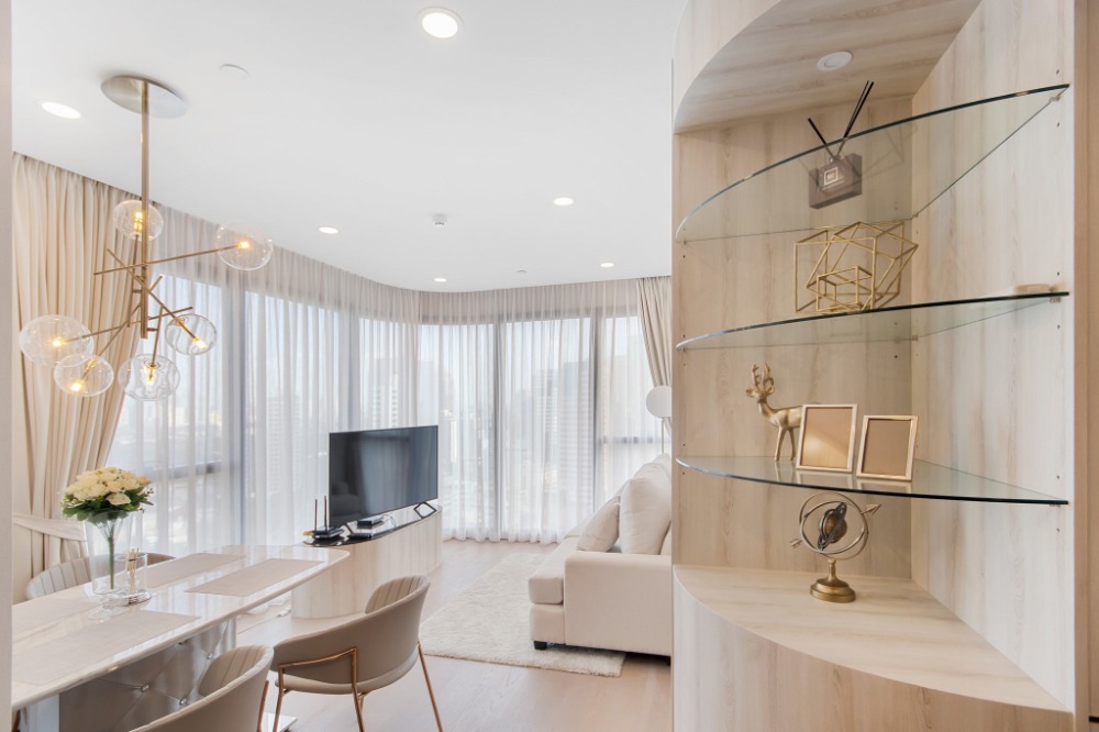 +++ Urgent sale, very beautiful room - ASHTON Chula Silom ** 2 bedrooms, 55 sqm, fully furnished, ready to move in