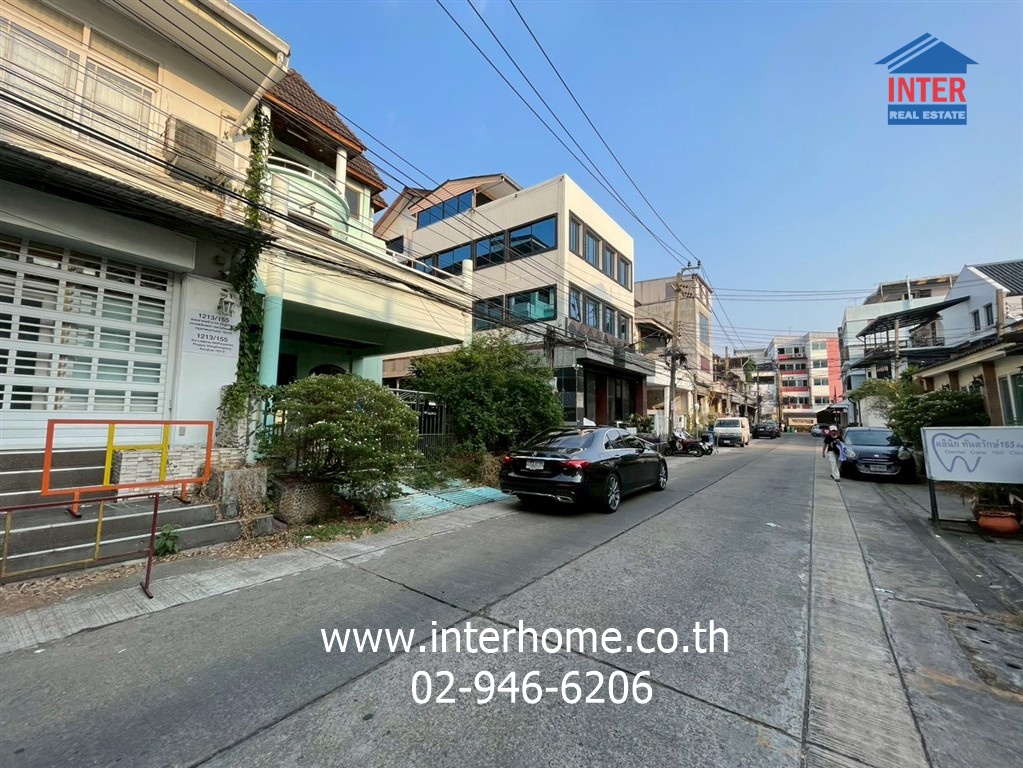 ทาวน์โฮม 3.5 ชั้น 31.5 ตร.ว. หมู่บ้านทาวน์อินทาวน์ ลาดพร้าว94 ซอยทาวน์อินทาวน์8 ถนนลาดพร้าว ถนนประดิษฐ์มนูธรรม เขตบางกะปิ กรุงเทพมหานคร – รูปที่ 3