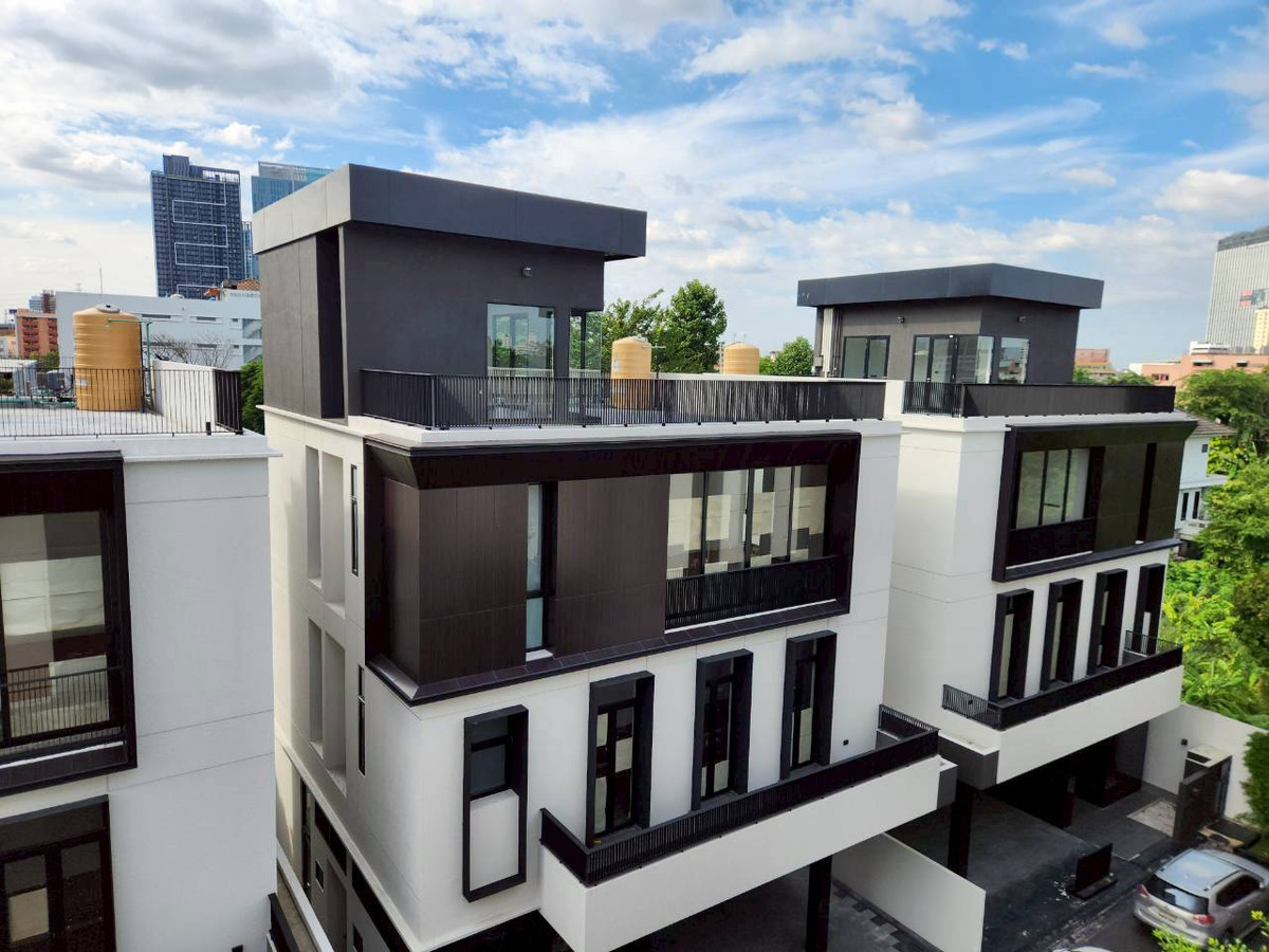 ขายบ้านเดี่ยวหรู 4 ชั้น พระราม 9 ซ.39 ใช้สอยกว่า 500ตรม. 4 ห้องนอน 5 ห้องน้ำ 3 จอดรถ โครงการ ARNA RAMA9 ขายบ้านเดี่ยวหรู 4 ชั้น พระราม 9 ซ.39 ใช้สอยกว่า 500ตรม. 4 ห้องนอน 5 ห้องน้ำ 3 จอดรถ โครงการ ARNA RAMA9