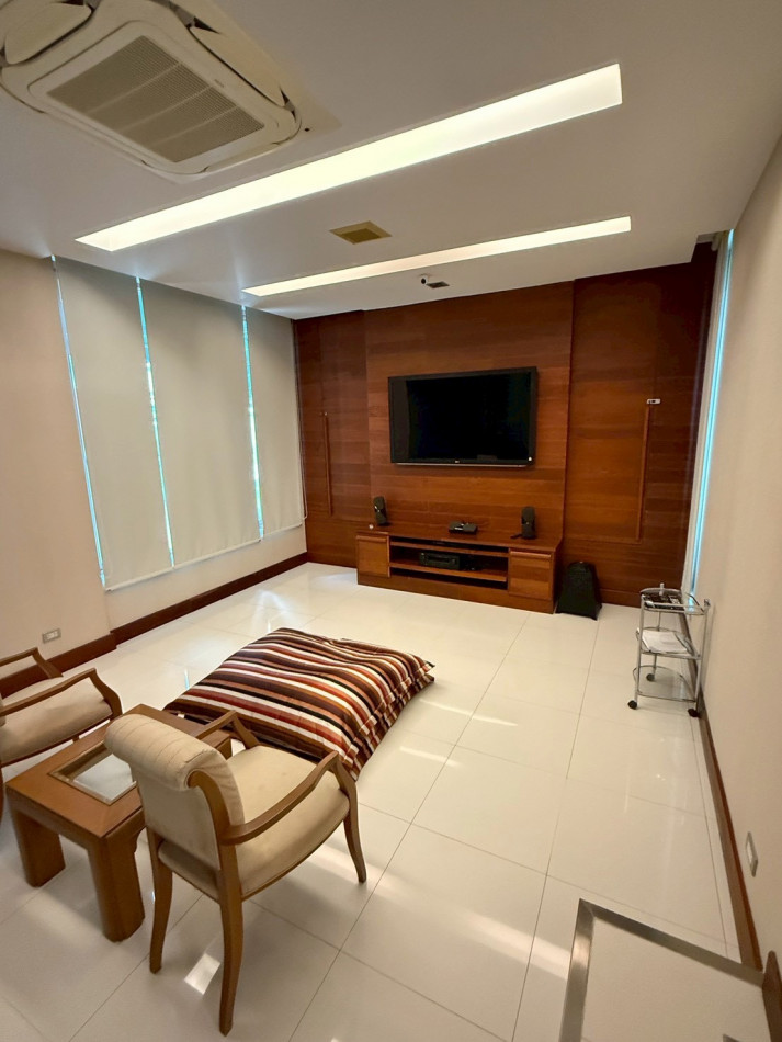 ขาย บ้านเดี่ยว สุขาภิบาล 5 หมู่บ้านชัยพฤกษ์ รามอินทรา-วัชรพล พื้นที่ใช้สอย 850 ตรม เนื้อที่ 1 ไร่ 42 ตรว