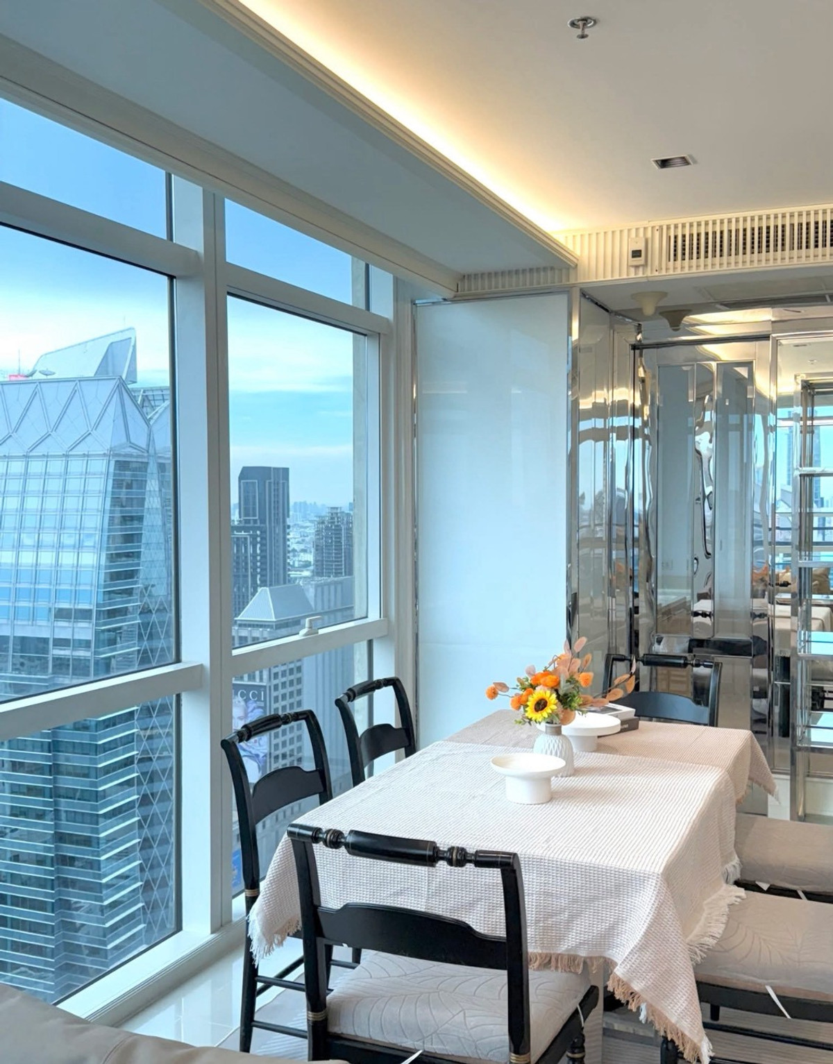 ST474 ให้เช่า Athenee Residence ยูนิตมุมระดับลักชัวรี ใจกลางถนนวิทยุ ใกล้ BTS เพลินจิต ST474 ให้เช่า Athenee Residence ยูนิตมุมระดับลักชัวรี ใจกลางถนนวิทยุ ใกล้ BTS เพลินจิต