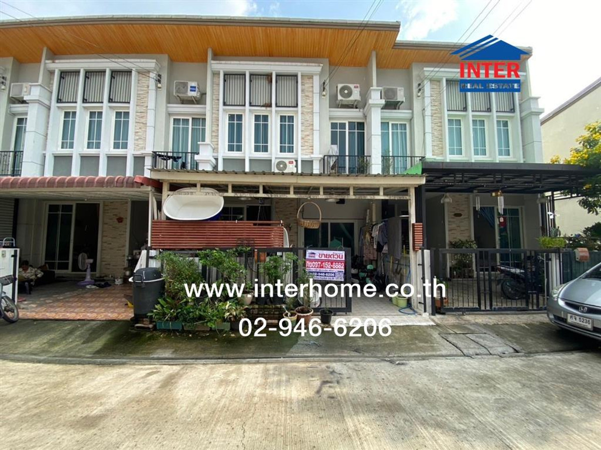 ทาวน์เฮ้าส์ 2 ชั้น 18.5 ตร.ว. หมู่บ้านโกลเด้นทาวน์2 สุขสวัสดิ์-พุทธบูชา ซอยสุขสวัสดิ์26 แยก9 ถนนสุขสวัสดิ์-บางปะกอก ถนนพระราม2 เขตราษฎร์บูรณะ กรุงเทพมหานคร