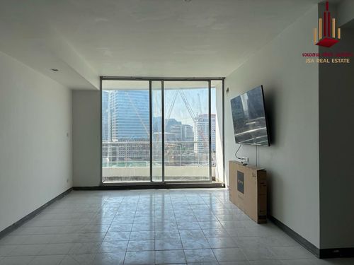 ✨ For Sale: Supalai Park Phaholyothin Condo ✨ 💰 Only 5,200,000 THB