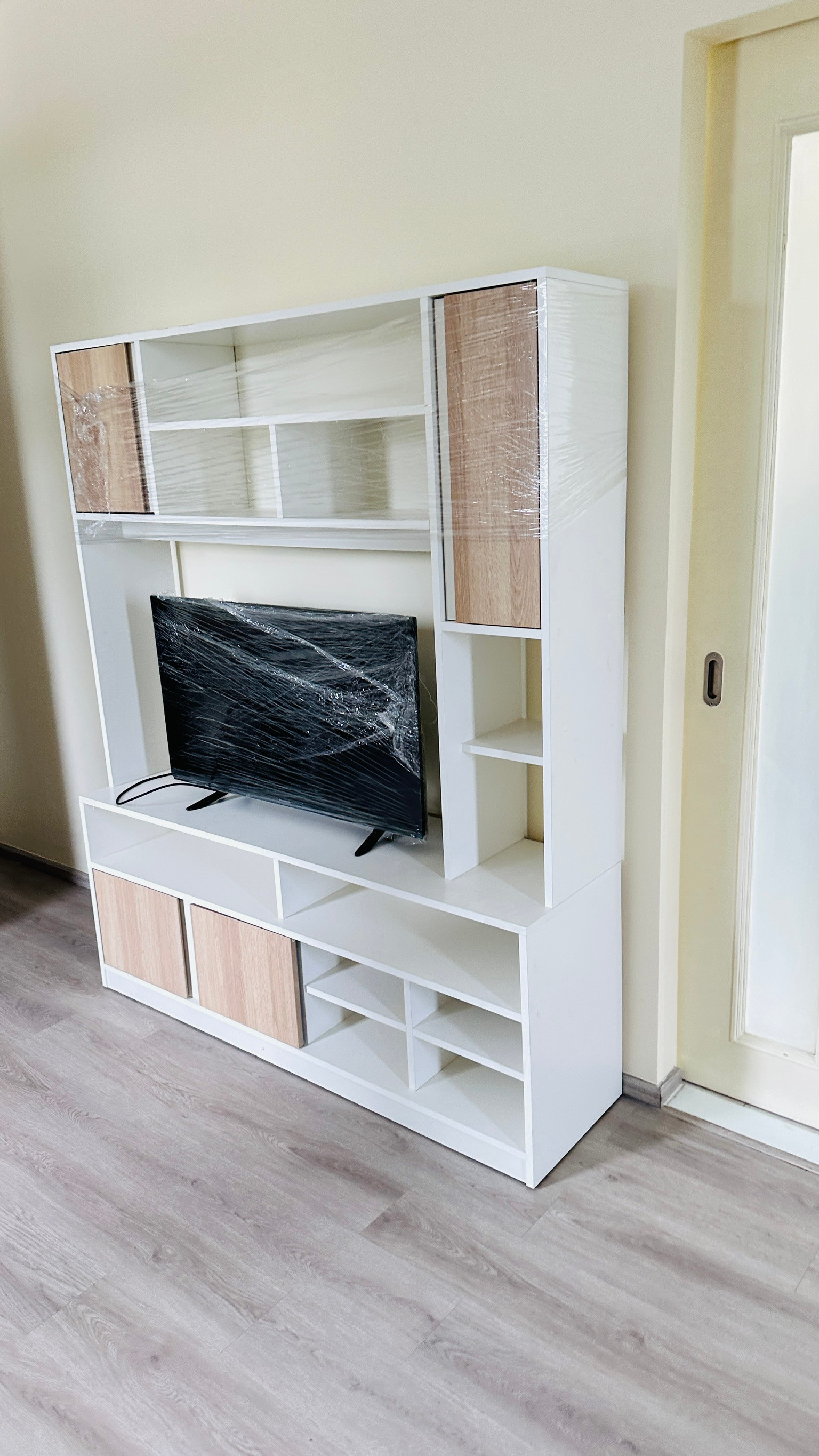 New Coming 📯 Ivy Sathon ( Soi10 ) Studio 34.5 Sqm Fullyfurnish 17,000-