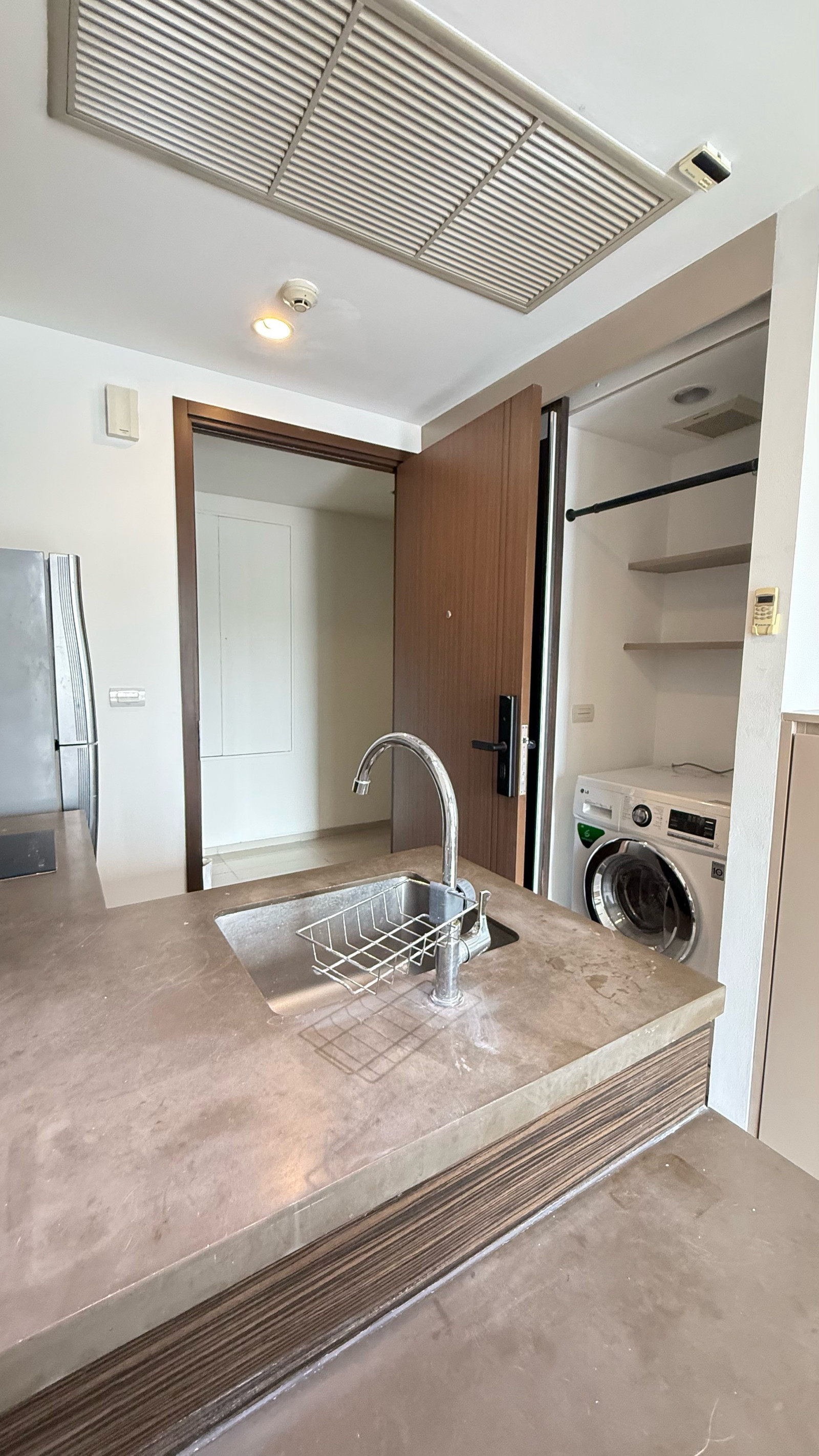 25 OCT 2026 AVAILABLE 2 ห้องใหม่เกือบ 99.99 % New room 1 Bed 31 SQM For rent 16,500 Call 0844455453  – รูปที่ 2