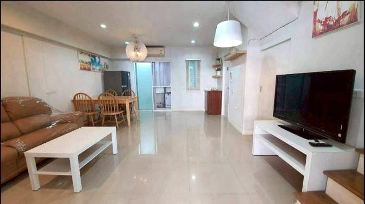 P-2926 For rent! Townhome Willetlight Pattanakarn 38 ready to move in. P-2926 For rent! Townhome Willetlight Pattanakarn 38 ready to move in.