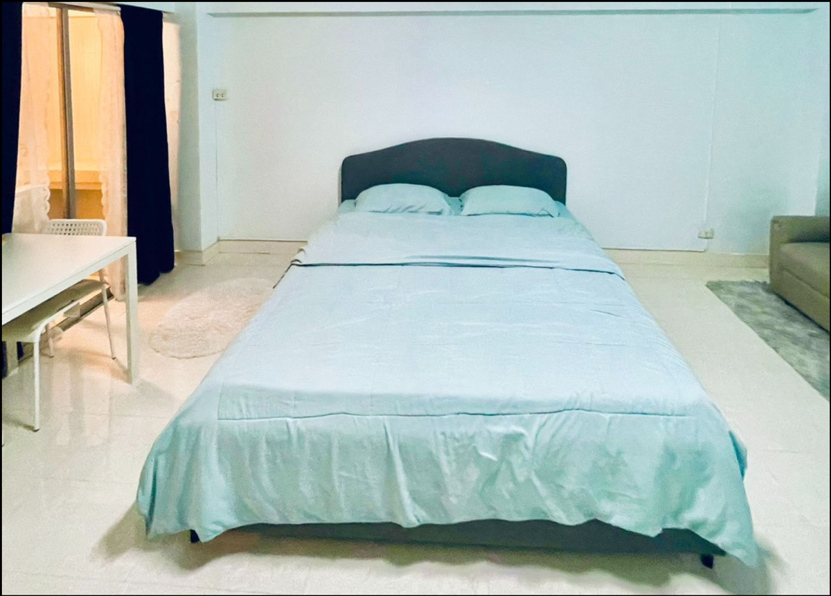 ขายด่วนเพียง 1 ลบ. ห้องสตูดิโอ พร้อมเฟอร์นิเจอร์ โครงการ studio one zone condo (S5278) – รูปที่ 2