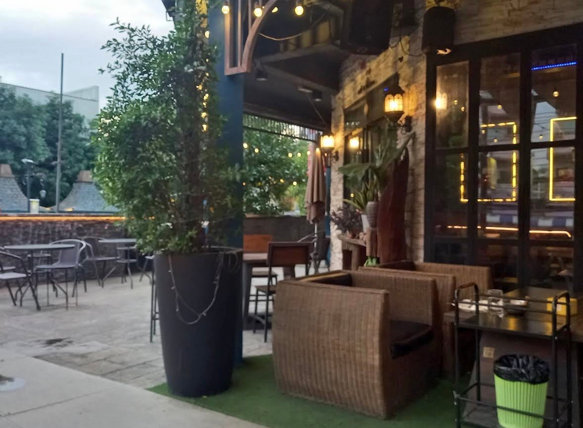Shop for lease, PIKAPIKA BAR & RESTAURANT, ready to open immediately | Prime location on On Nut, next to the main road. – รูปที่ 4