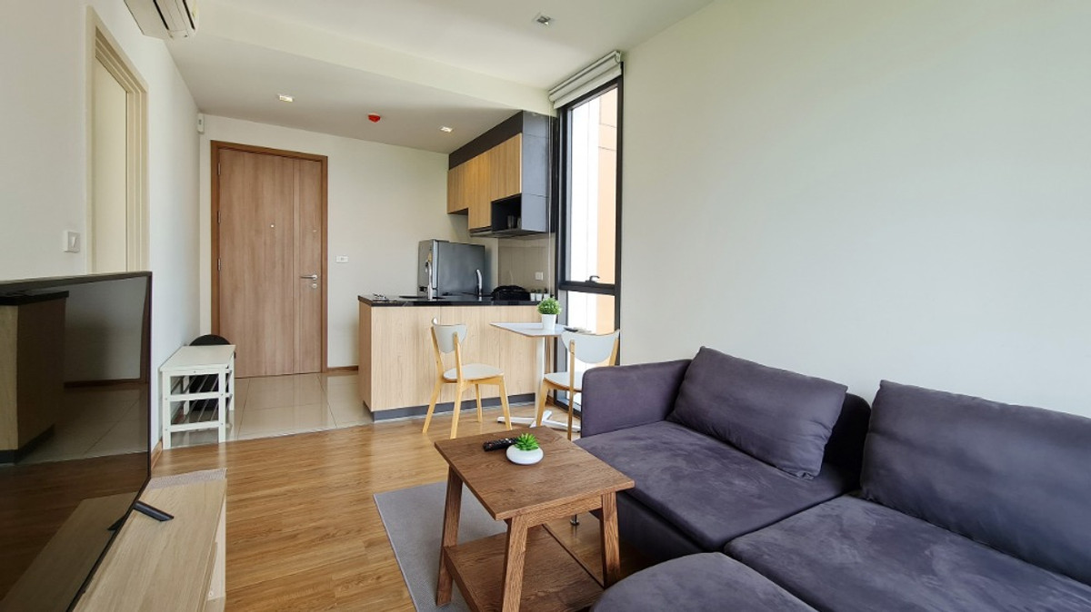 ขายคอนโดห้องมุม เครื่องใช้ไฟฟ้าและเฟอร์นิเจอร์ครบ โครงการ hasu haus (S5276) – รูปที่ 2
