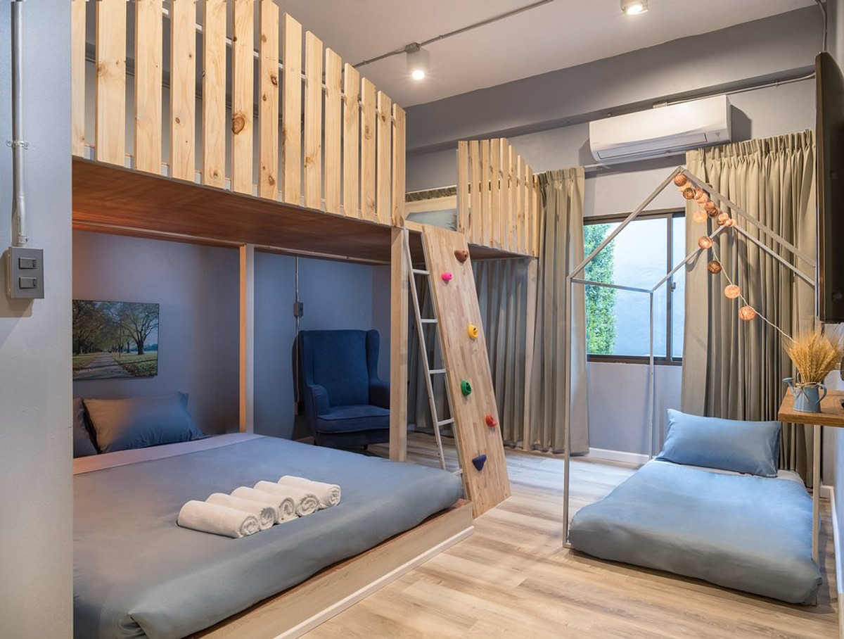ขาย () อาคารพาณิชย์ทำเลทองนิมมาน 3 ชั้น 2 คูหา ที่ดิน 40 ตรว. มีที่จอดด้านหน้า 3 คัน ถ.นิมมานซอย 17 – รูปที่ 2