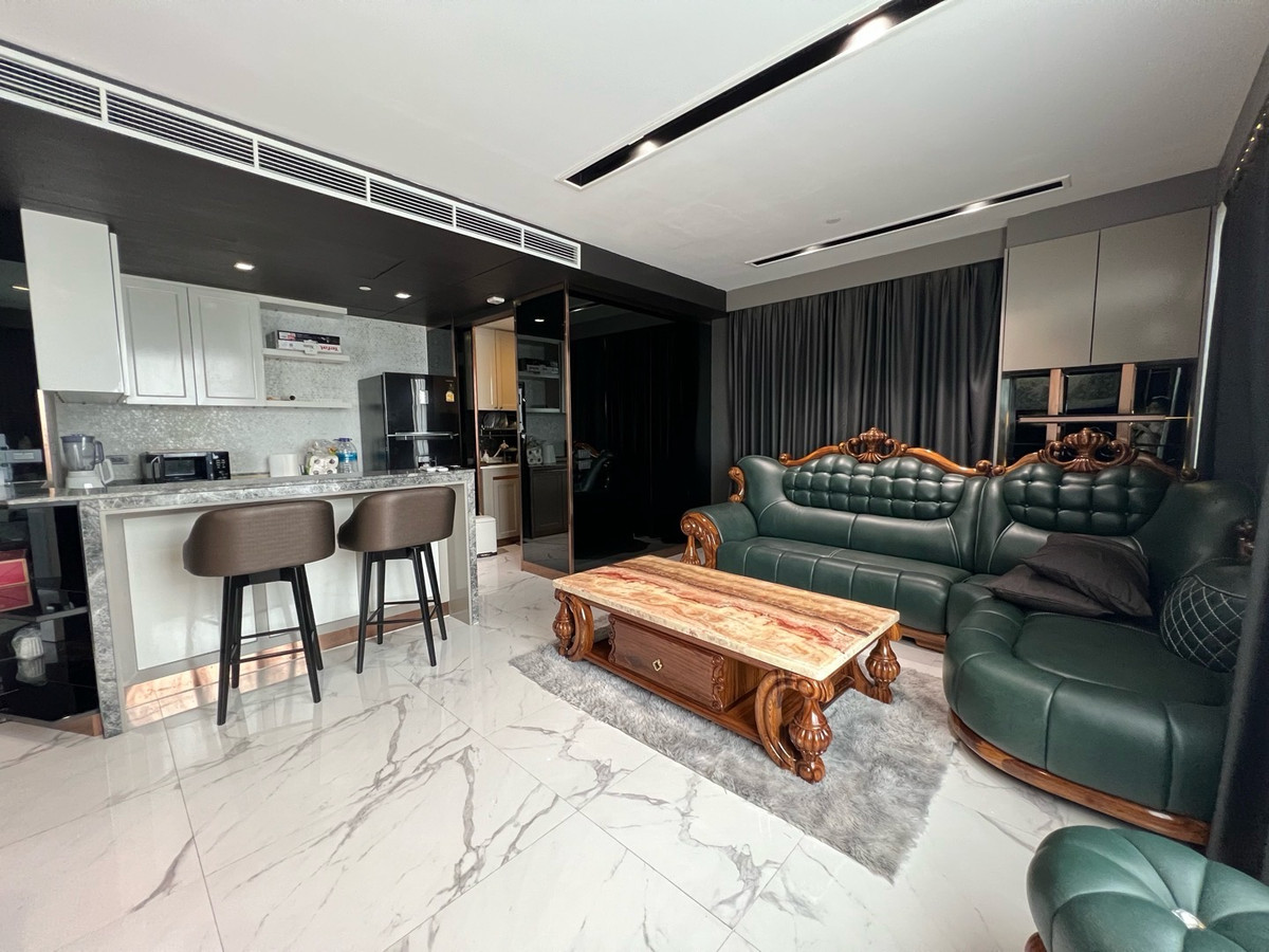 For rent, 3 bedrooms, 3 bathrooms, size 150Sq m price 120,000 baht. If interested, make an appointment to view 0808144488 For rent, 3 bedrooms, 3 bathrooms, size 150Sq m price 120,000 baht. If interested, make an appointment to view 0808144488