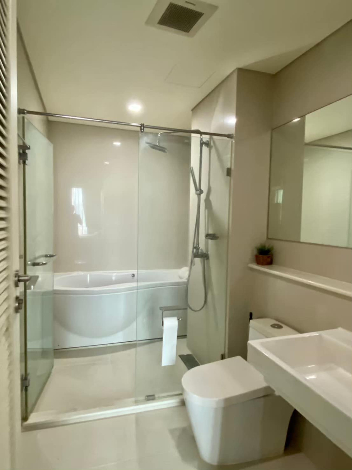 For rent Ivy Thonglor ห้องแต่งสวย เฟอร์ครบ พร้อมเข้าอยู่  RW003172 – รูปที่ 3