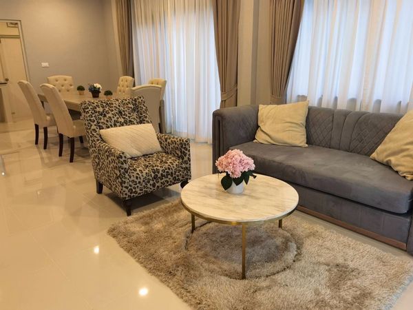 🏡✨ 豪华独栋别墅出租｜Centro Bangna ✨