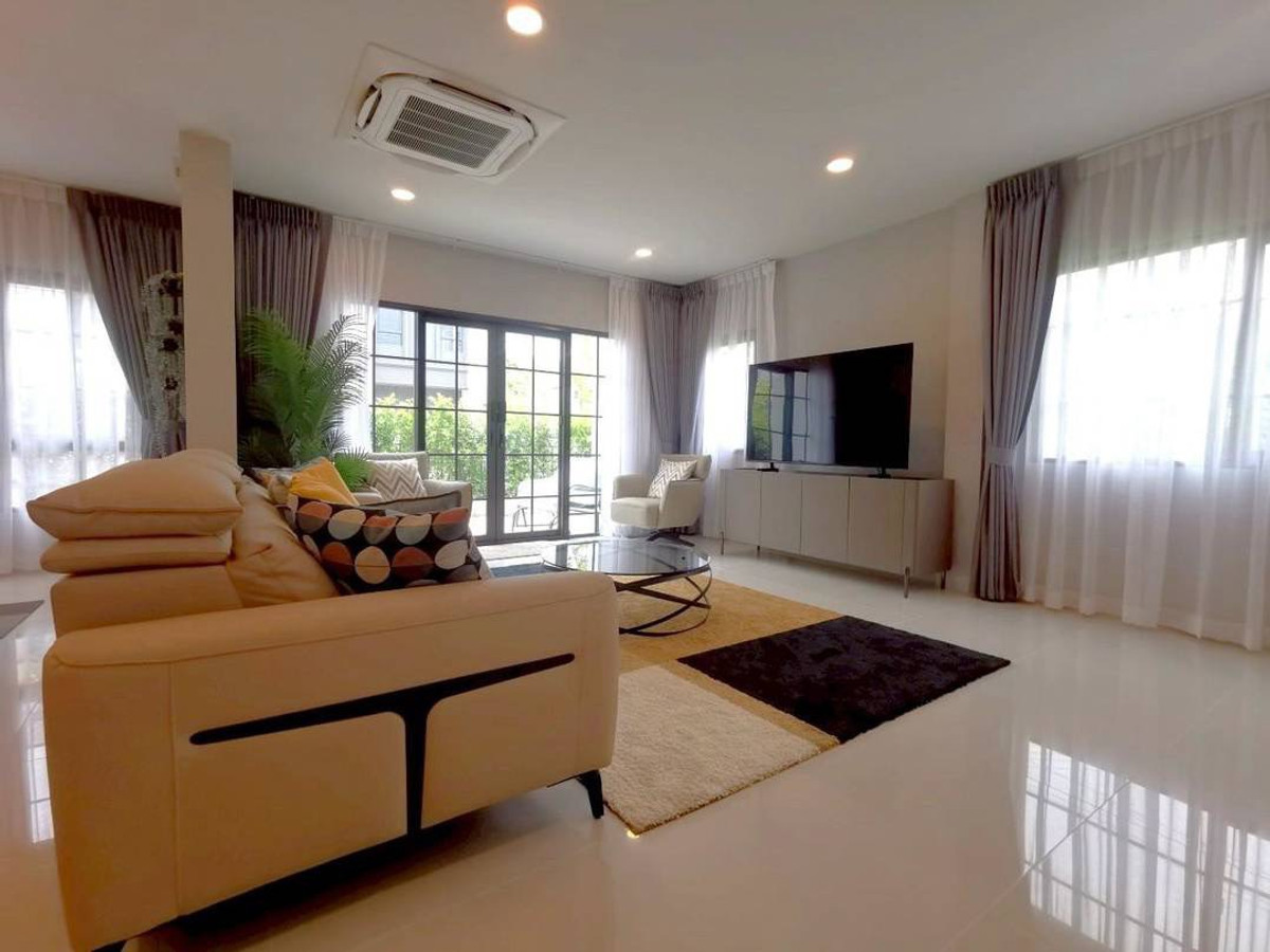 Centro Bangna Spacious Family Home 380 Sq.m. Ready to Move In – รูปที่ 2