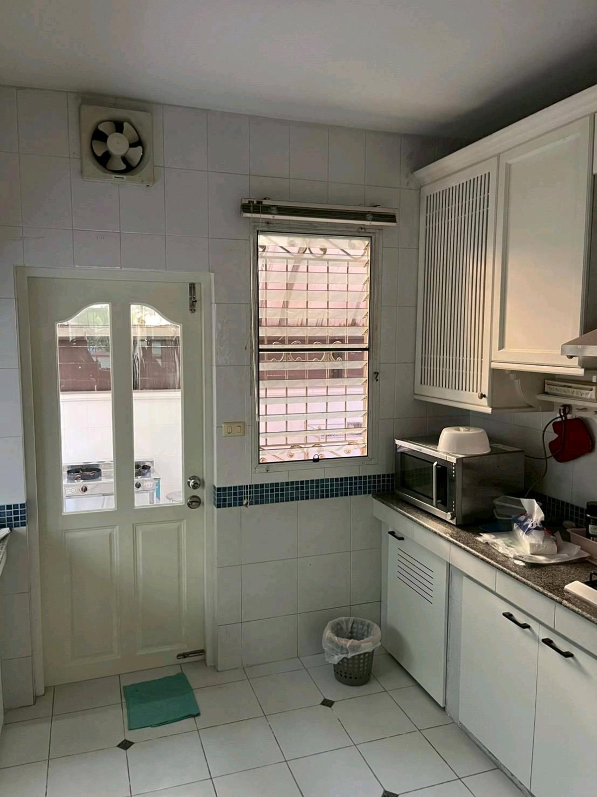 🏡ให้เช่าบ้านเดี่ยว ปรับปรุงใหม่ ✨️ หมู่บ้านลดาวัลย์ รามอินทรา กม.2🏡 ใกล้MRTลาดปลาเค้า🚆 เซ็นทรัลรามอินทรา🏪 สิ่งอำนวยความสะดวกครบครัน ✅️พิเศษ 58,000/เดือน – รูปที่ 2