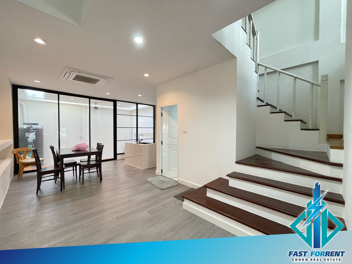 🔥🔥30715🔥🔥 3-story townhome for rent, Baan Klang Muang Ladprao-Yothin Phatthana, Soi Pradit Manutham 19. 🌐LINE ID: @fastforrentcondo