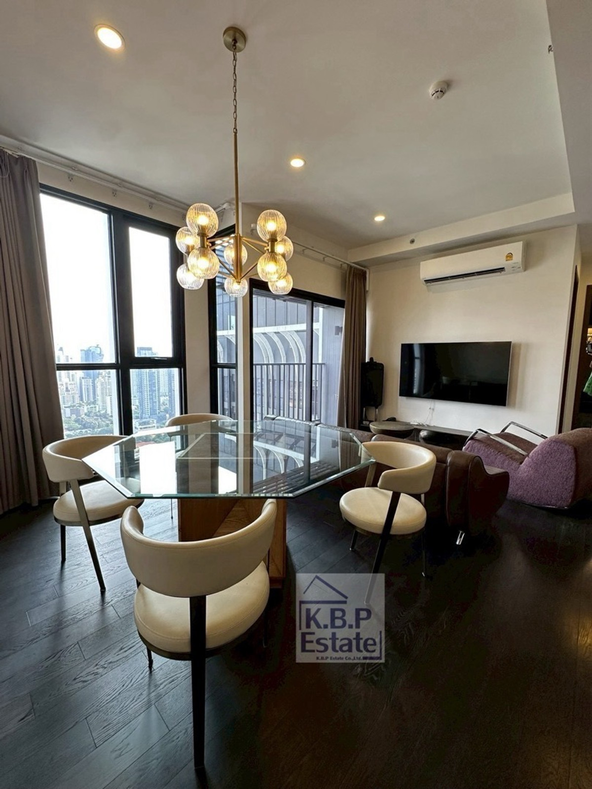 (FOR SALE&RENT)Park Origin Thonglor Fully Furniture Ready to Move (FOR SALE&RENT)Park Origin Thonglor Fully Furniture Ready to Move